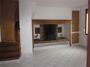 maison-villa à la location -   80610  SAINT-OUEN, surface 145 m2 location maison-villa - APR672939
